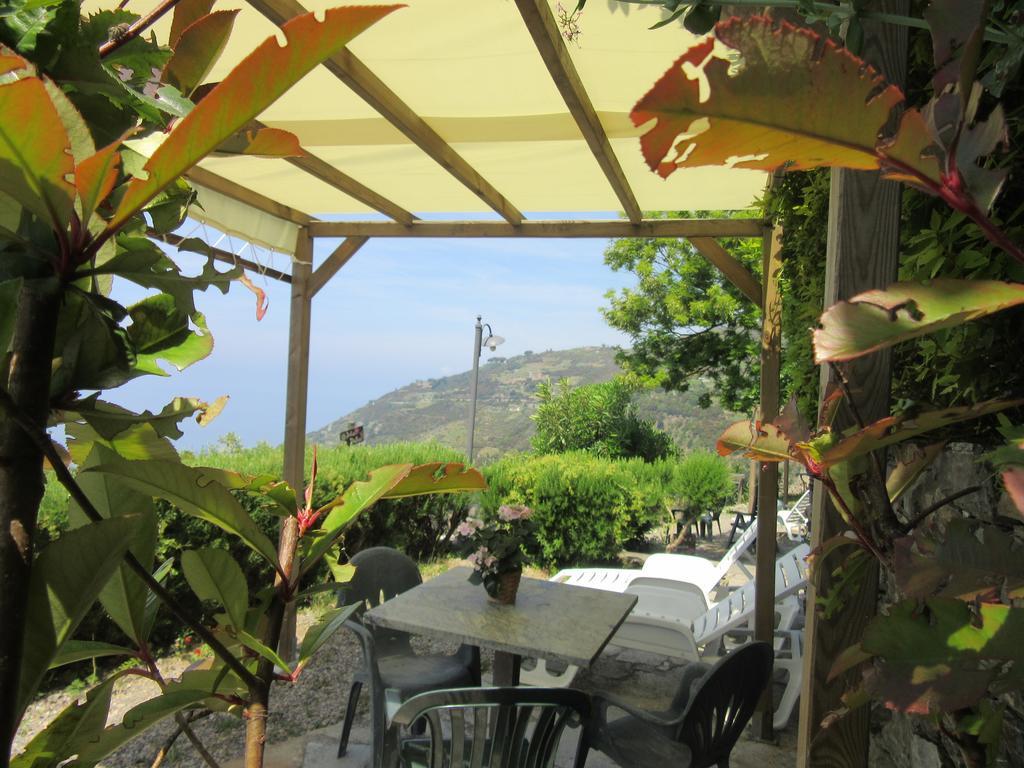 Il Borgo Di Campi Aparthotel Riomaggiore Exterior photo