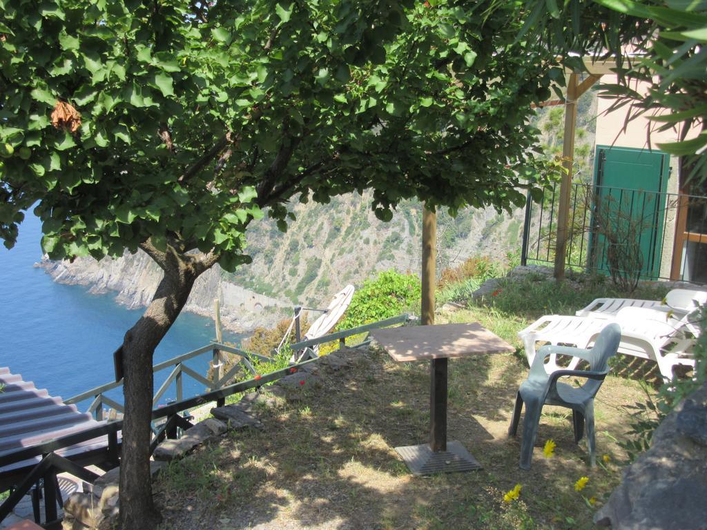 Il Borgo Di Campi Aparthotel Riomaggiore Exterior photo